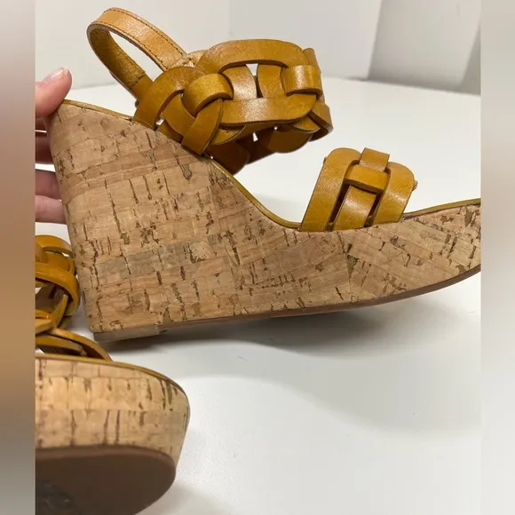 Tory Burch Calyca Wedges Leather Heeled Sandals Size 9 Braided Heels