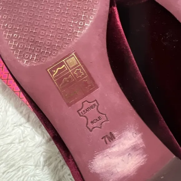 Tory Burch Clara Flats - NIB - size 7 - Bordeaux/black