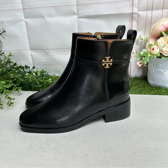 Tory Burch Everly Flat Ankle Boot Side Zip Perfect Black Gold Logo Size 5 New