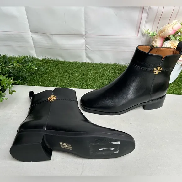 Tory Burch Everly Flat Ankle Boot Side Zip Perfect Black Gold Logo Size 5 New