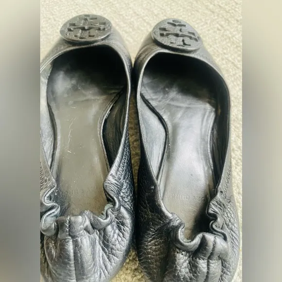 TORY BURCH Minnie Black Ballet Flats With Tory Burch Signature Branding