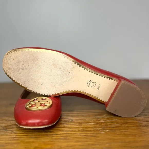 Tory Burch Size 8.5 • Round Toe Leather Pumps Shoes Dark Red.