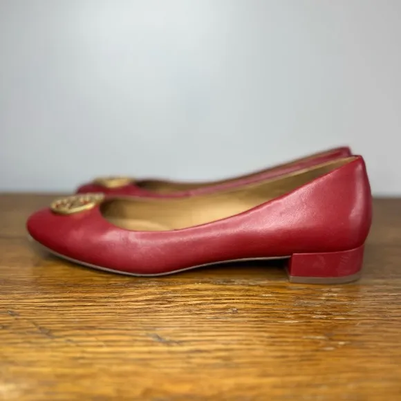 Tory Burch Size 8.5 • Round Toe Leather Pumps Shoes Dark Red.