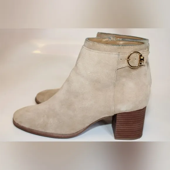 Tory Burch Sofia 65mm 8.5 M Beige Suede Side Zip Chelsea Ankle Boots