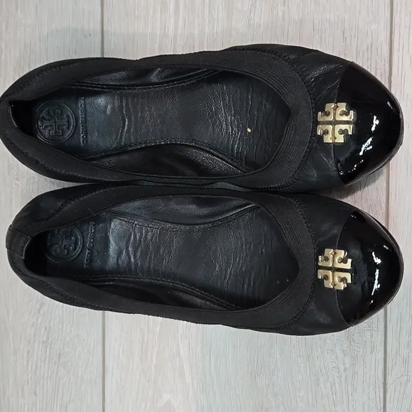 Tory Burch Women Black Ballet Flats Logo Gold Accent Loafer Slip On Shoes Sz 7.5