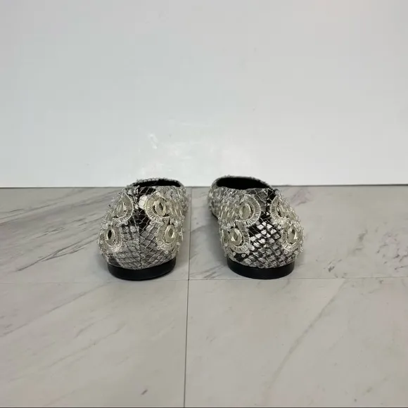 Tory Burch Yasmin Flat