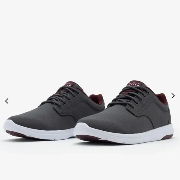 Travis Mathew THE DAILY 2 WOVEN SHOE size 9