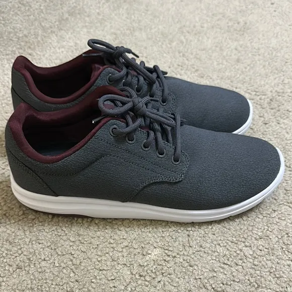 Travis Mathew THE DAILY 2 WOVEN SHOE size 9