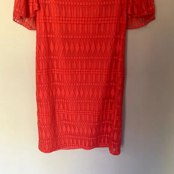 Trina Turk Ellington Lace Knit Dress in Coral Size Medium EUC