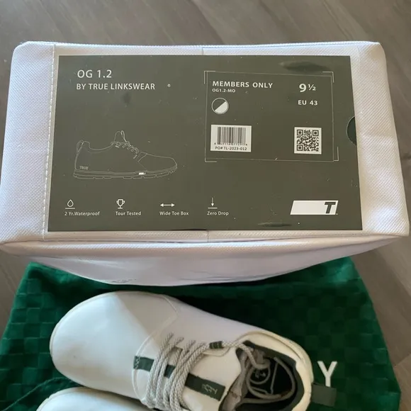 True Links Members Only Golf Shoes