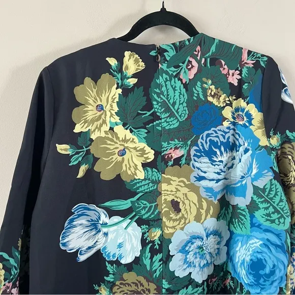 Tuckernuck Pierce dress Ladies size medium Black verdant floral blue