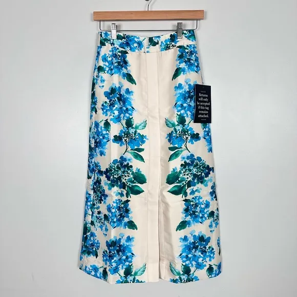 TUCKERNUCK Water’s Edge Hydrangea Kennedy Skirt