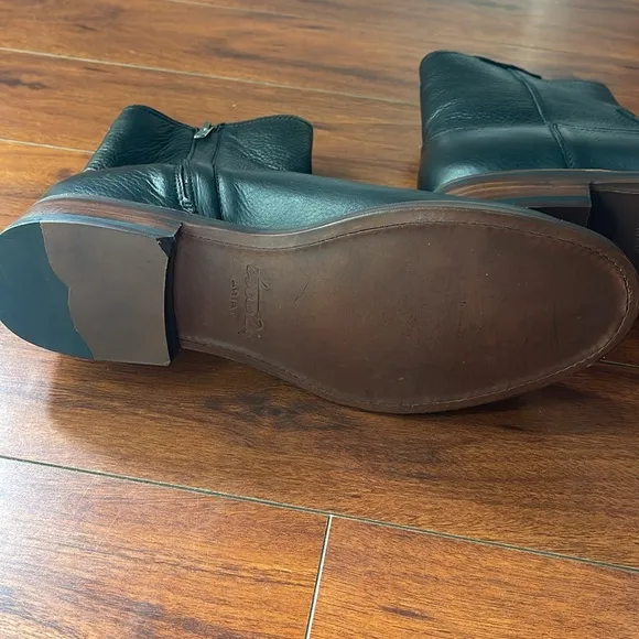 Two24 Ariat | Santa Fe | leather Men’s NEW IN BOX w/Dusters | Size 10