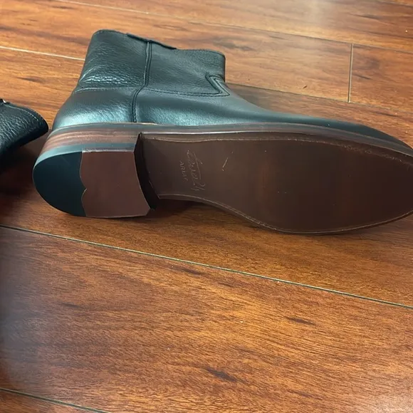 Two24 Ariat | Santa Fe | leather Men’s NEW IN BOX w/Dusters | Size 10