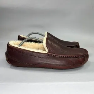 UGG Ascot Slippers Men's Size 11 Brown Leather Shearling Lined Slip On Shoes
