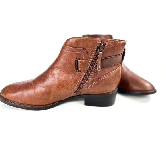 Ugg Barnett Boots Women's Size 7.5 Brown Leather Side Zip Ankle Strap 1016942