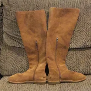 UGG Boots,side zippers