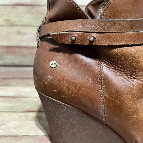 Ugg Brown Leather Alexis Wedge Boots