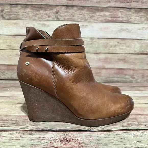 Ugg Brown Leather Alexis Wedge Boots