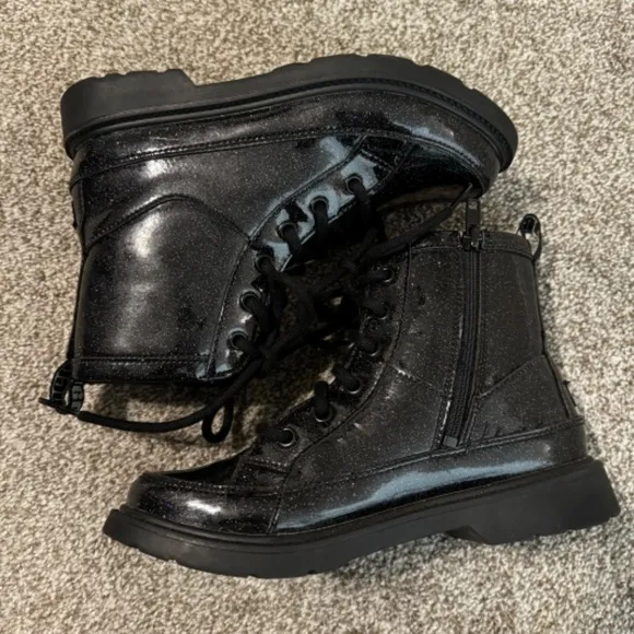 UGG Girls Size 4 Black Robley Glitter Boots Side Zip Lace Shiny EUC
