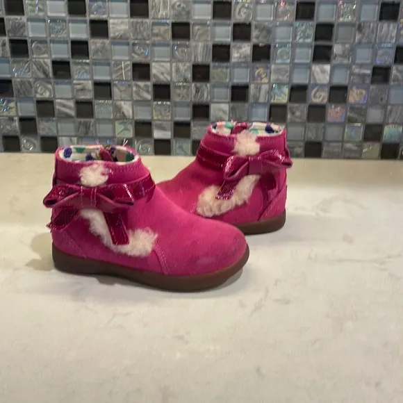 Ugg Libbie Raspberry Sorbet Boots,Side Zip.Toddler 7.5. EUC