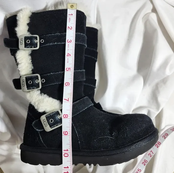 Ugg Maddi Black Leather Boots Size 2