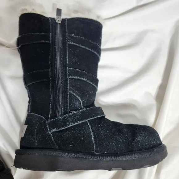 Ugg Maddi Black Leather Boots Size 2