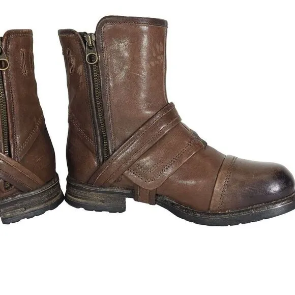 Ugg Women's elizabetha RARE US 7,5 Leather Brown Side Zip Moto Biker boots