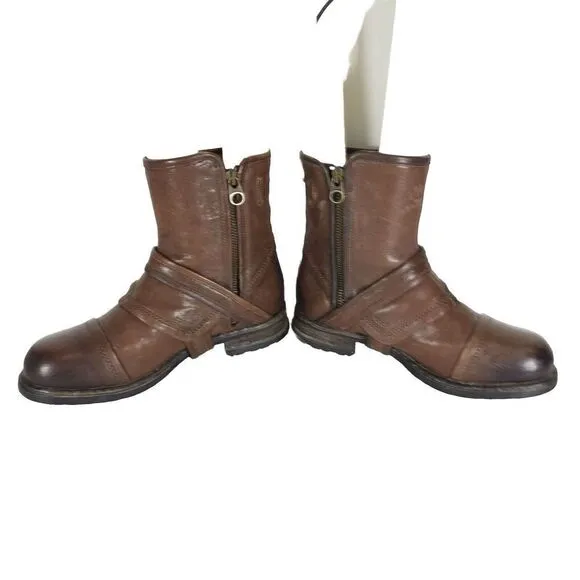 Ugg Women's elizabetha RARE US 7,5 Leather Brown Side Zip Moto Biker boots