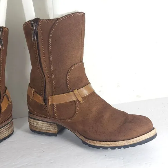 Ugg Women's Endell US 7 Brown Suede Sheepskin Lined Side Zip Moto Biker boots
