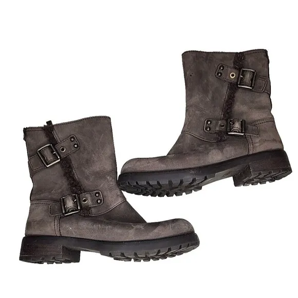 Ugg Women's Neils Biker / Moto Boot Stout Side Zip Size 7 US EUC