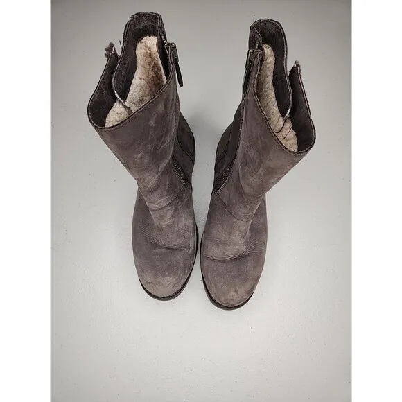 Ugg Women's Neils Biker / Moto Boot Stout Side Zip Size 7 US EUC