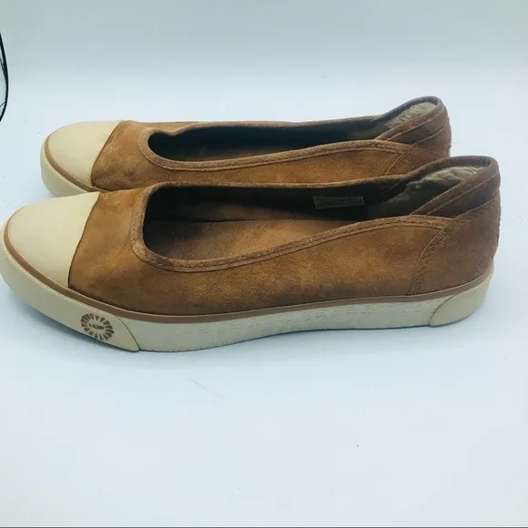 UGG women’s slip on loafers shoes copper brown size 9.5 medium
