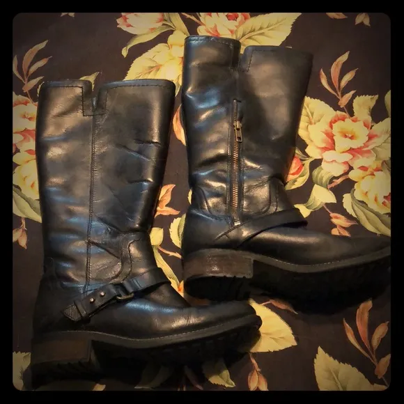 Uggs boots