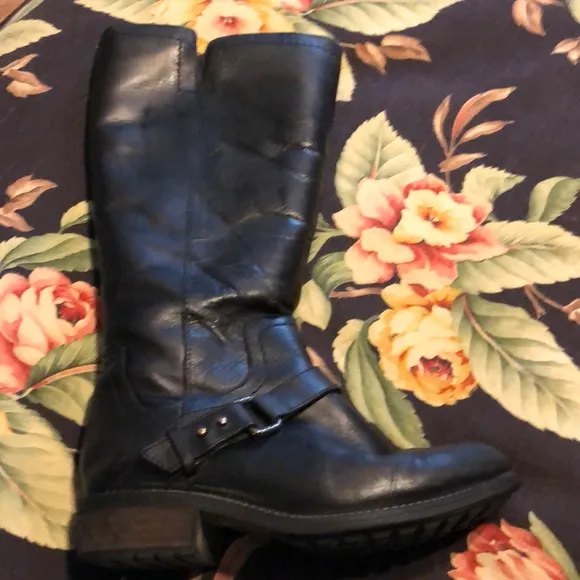 Uggs boots