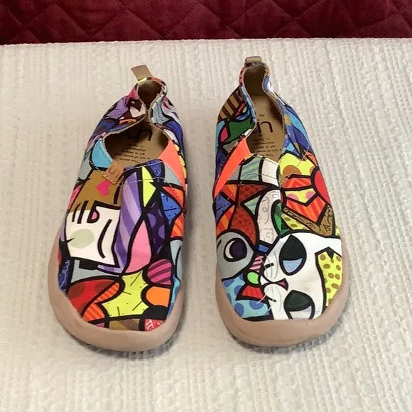 UIN Colorful Abstract Slip-On Shoes, Sz 8