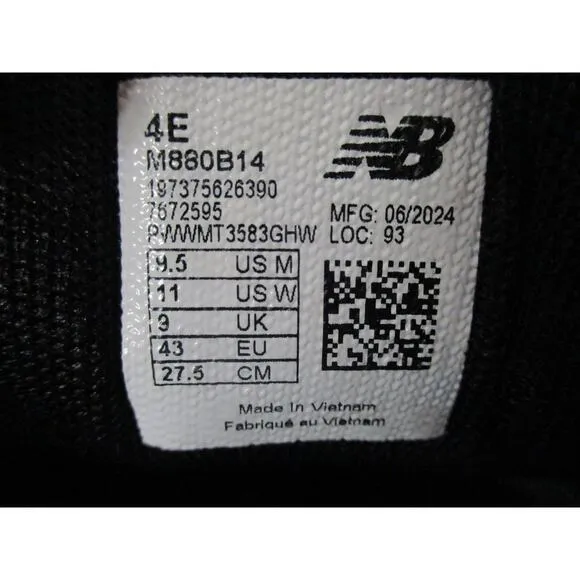USED New Balance Men's Fresh Foam Running Shoes -Black/White/Grey-Sz 9.5 X-Wide