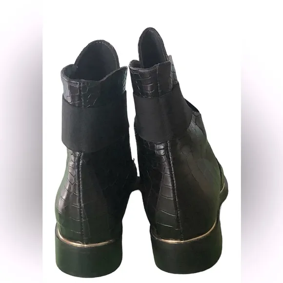 Valentine Crocodile Boots