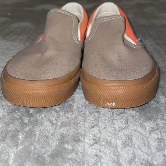 Vans Classic Two-Tone Slip-On Shoes - Fungi/Paprika. Men’s 8/Women’s 9.5.
