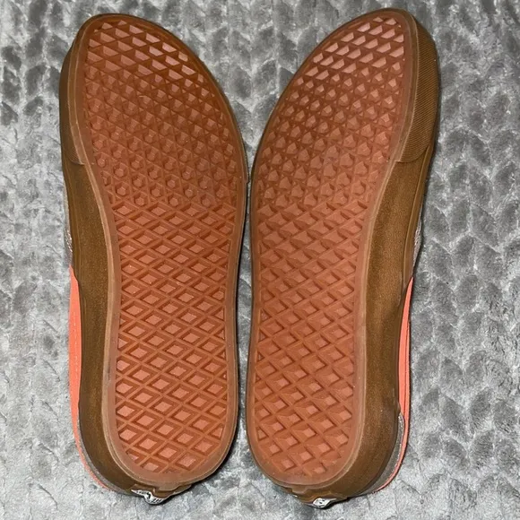 Vans Classic Two-Tone Slip-On Shoes - Fungi/Paprika. Men’s 8/Women’s 9.5.