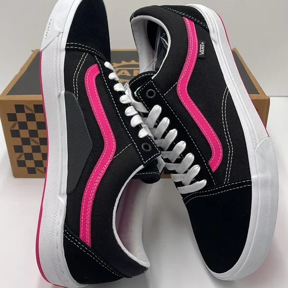 Vans Men's Black and Pink Sneakers Bmx Old SkoolBlack/Neon PinkVN0005UZBFY
