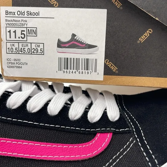 Vans Men's Black and Pink Sneakers Bmx Old SkoolBlack/Neon PinkVN0005UZBFY