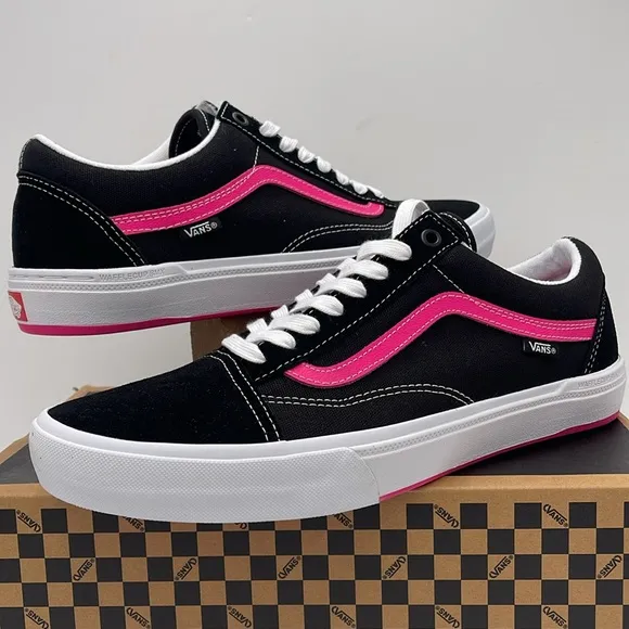 Vans Men's Black and Pink Sneakers Bmx Old SkoolBlack/Neon PinkVN0005UZBFY