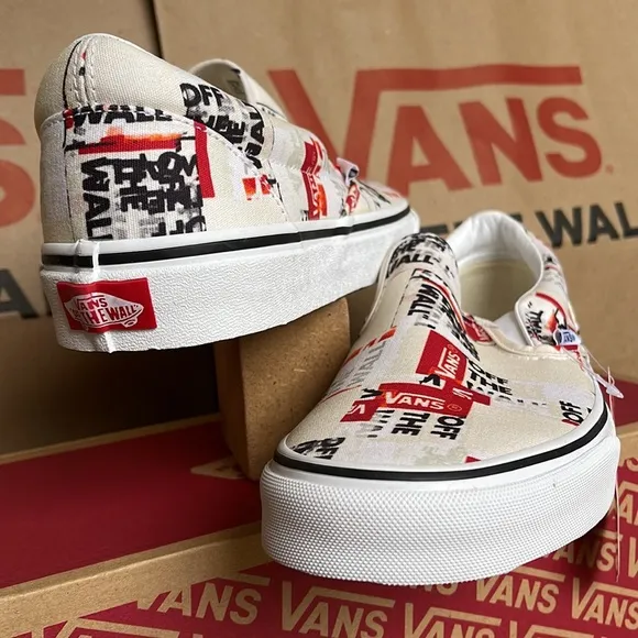 Vans Men’s Classic Slip On Packing Tape Blackdbl/Classic True White sneakers