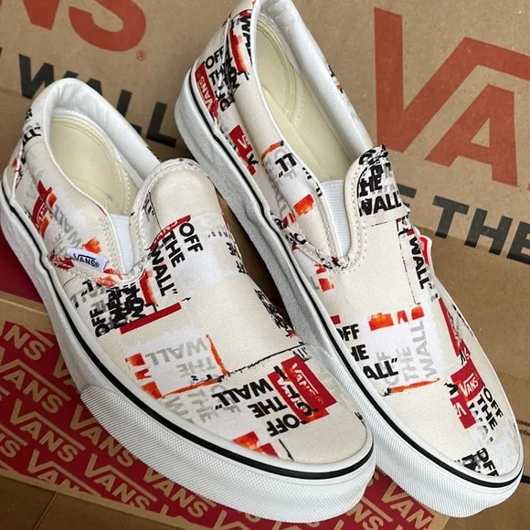 Vans Men’s Classic Slip On Packing Tape Blackdbl/Classic True White sneakers