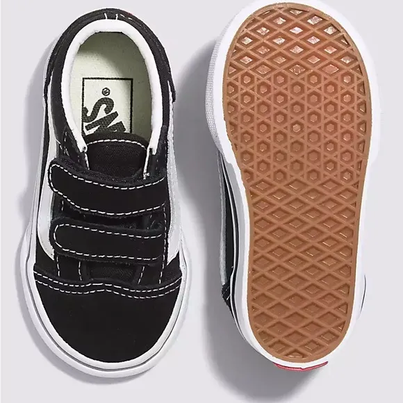 VANS NEW IN BOX Toddler Old Skool Velcro Shoes