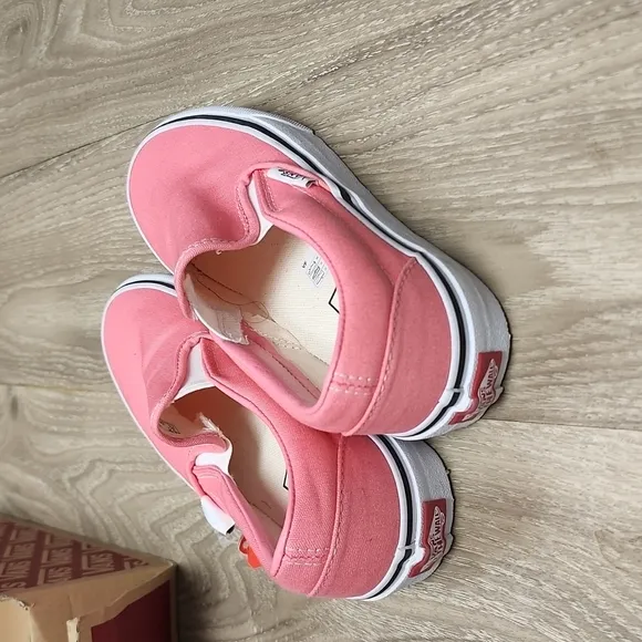 Vans slip on classic pink lemonade
