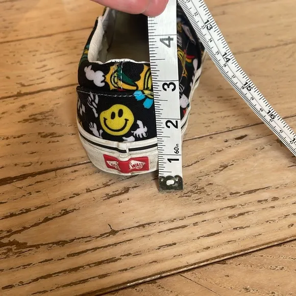 VANS W10.5 M9 BETTER DAYS SKATE SHOES MULTICOLOR SLIP-ON HAPPY FACE RAINBOWS.