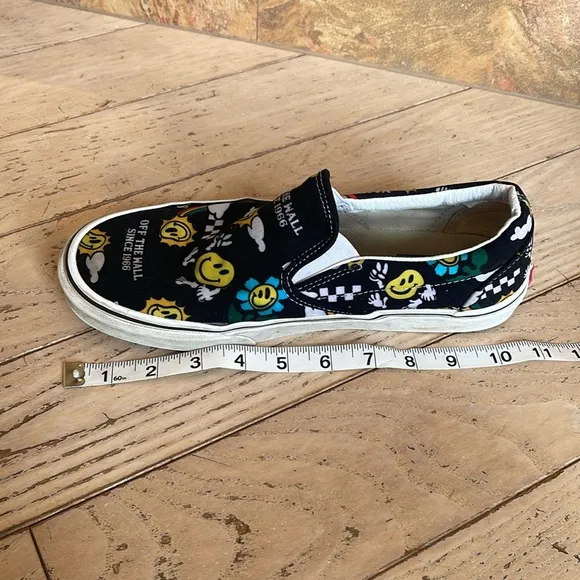 VANS W10.5 M9 BETTER DAYS SKATE SHOES MULTICOLOR SLIP-ON HAPPY FACE RAINBOWS.