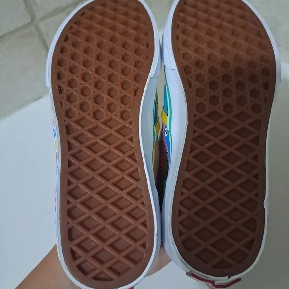 Vans X Sesame Street Slip-on shoes size 1